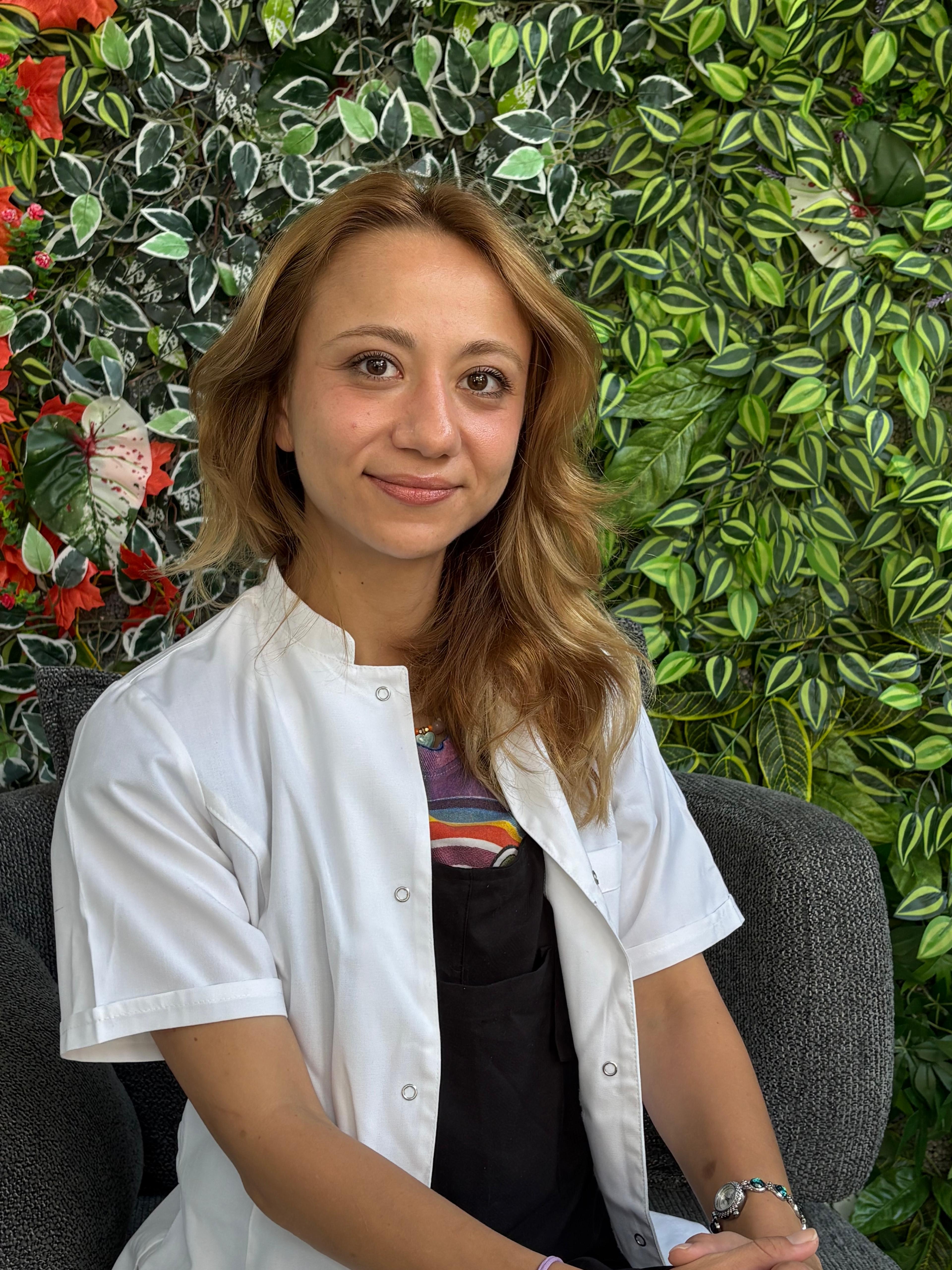 Dt. Duygu Tezcan